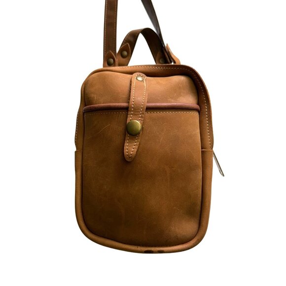 Le Doux Leather Sling Strap Wallet Phone Crossbody Bag Women's Brown Everyday - Picture 1 of 11